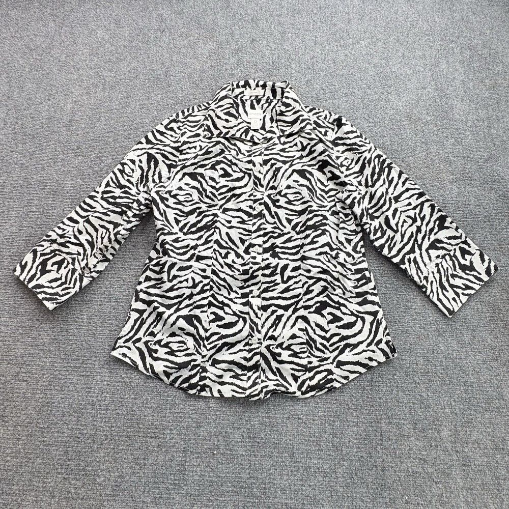 Chico's No Iron Shirt Women 0 US‎ XS Zebra Print Button Career Office Minimalist